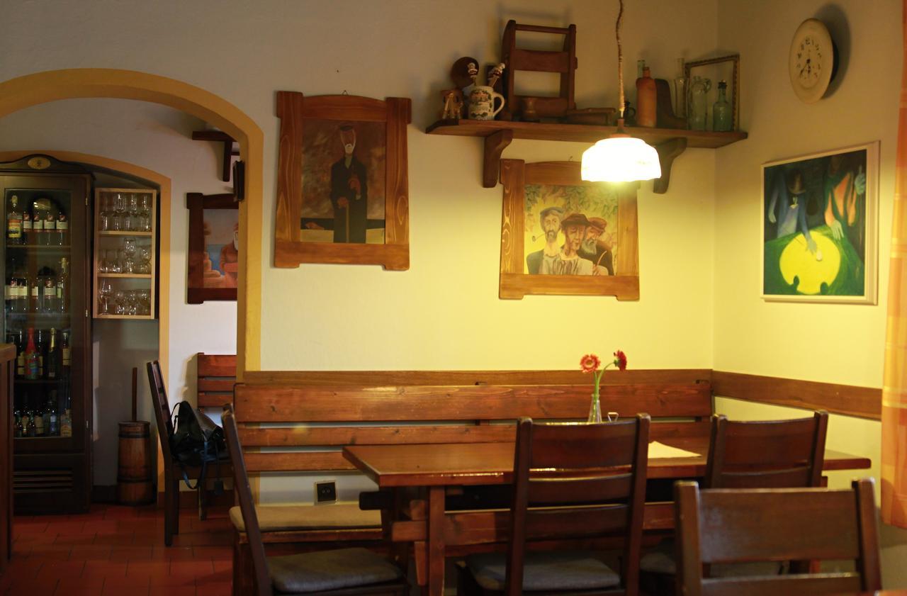 A Dolni Dvur * Verovice